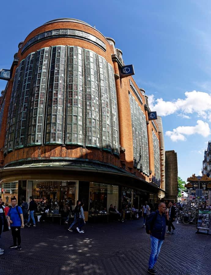 Bijenkorf department store by Piet Kramer, The Hague, Netherlands
