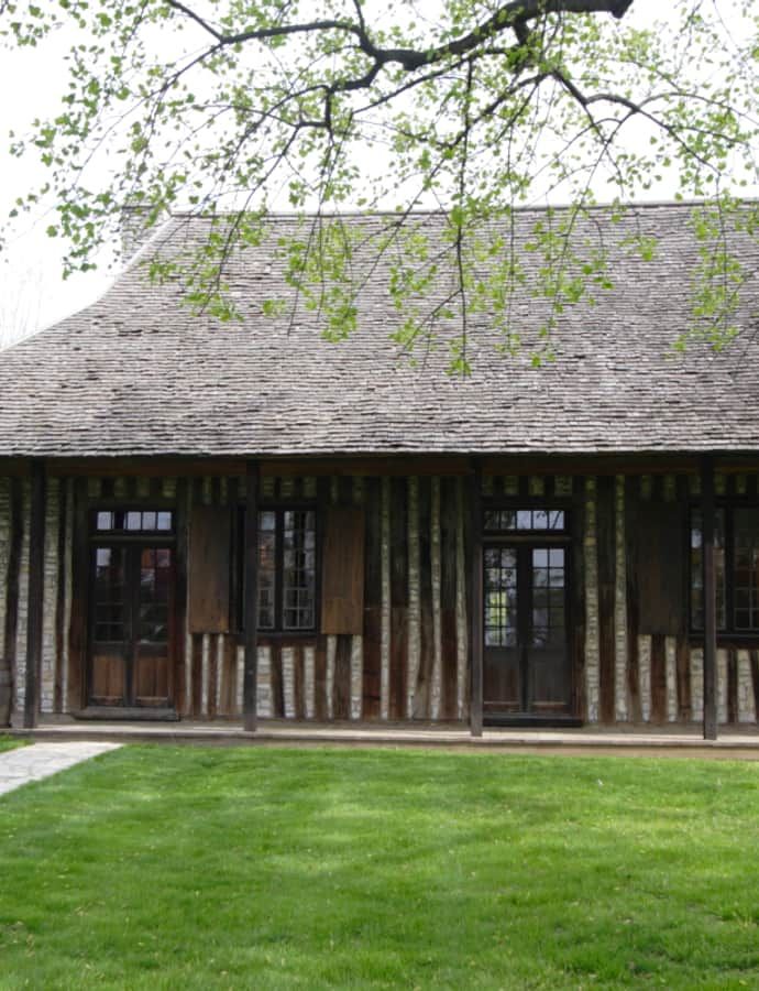 Cahokia Courthouse, Cahokia, Illinois: an example of French Colonial