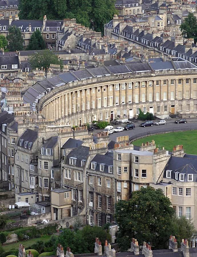 Royal Crescent, Bath, England: an example of Georgian architecture