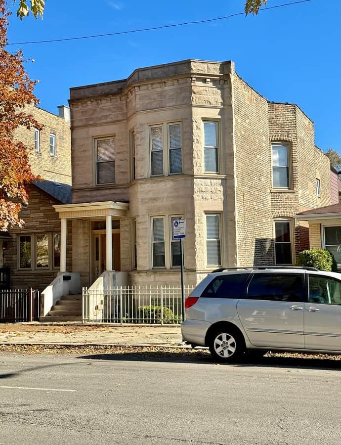 Greystone two-flat in Bridgeport, Chicago, Illinois