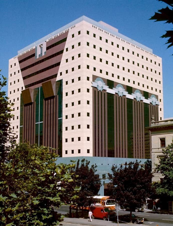 Portland Building, Portland, Oregon: an example of Postmodernism