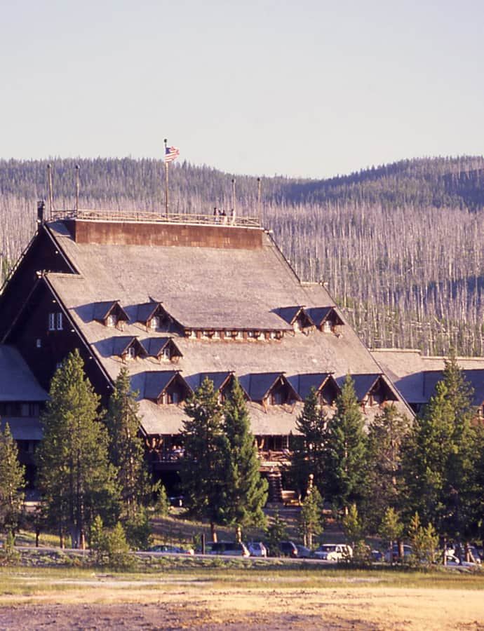 Old Faithful Inn, Yellowstone National Park, Wyoming: an example of Rustic (Parkitecture) architecture