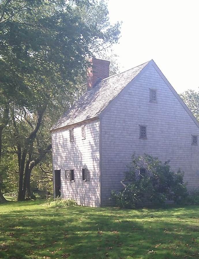 Hoxie House, Sandwich, Massachusetts: an example of Saltbox