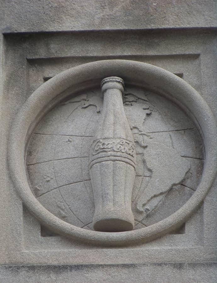 Coca-Cola Building, an example of Streamline Moderne