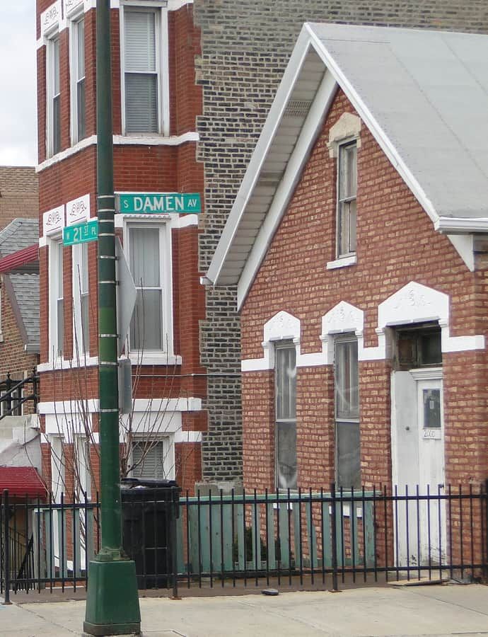 Workers cottages in Pilsen, Chicago, Illinois: an example of Workers Cottage