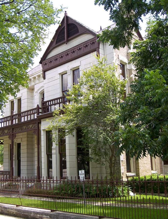 Henry Hirshfeld House and Cottage