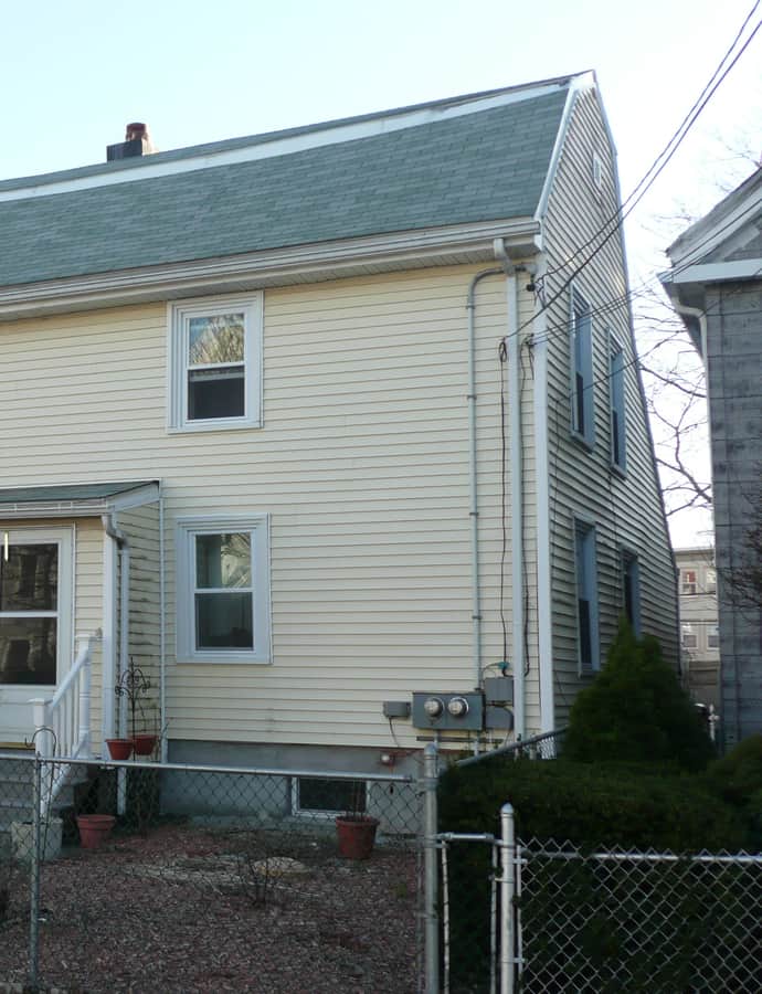 House at 6 Kent Court