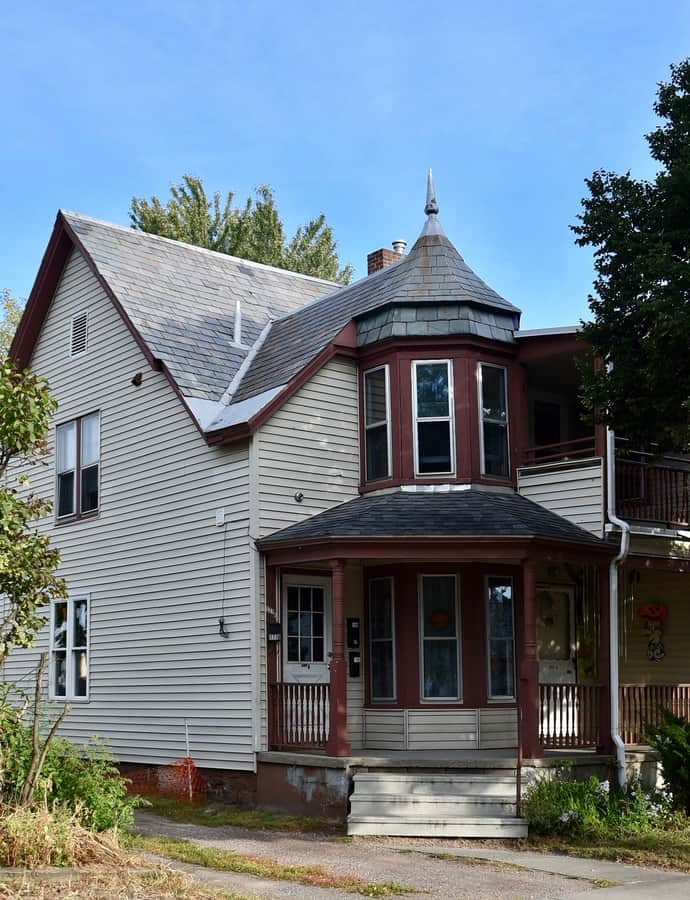LeFerriere House