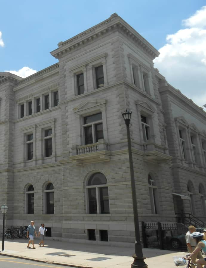 U. S. Post Office and Courthouse (Charleston)