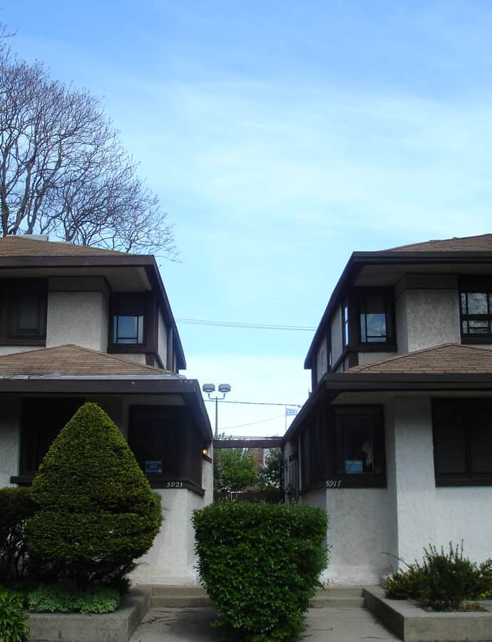 Gauler Twin House