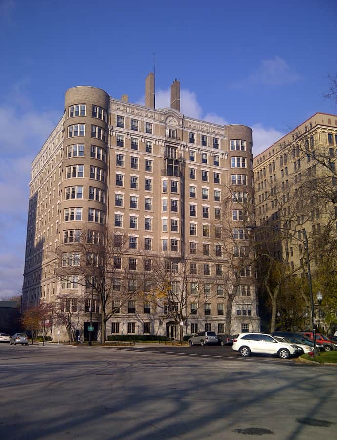Jackson Shore Apartments