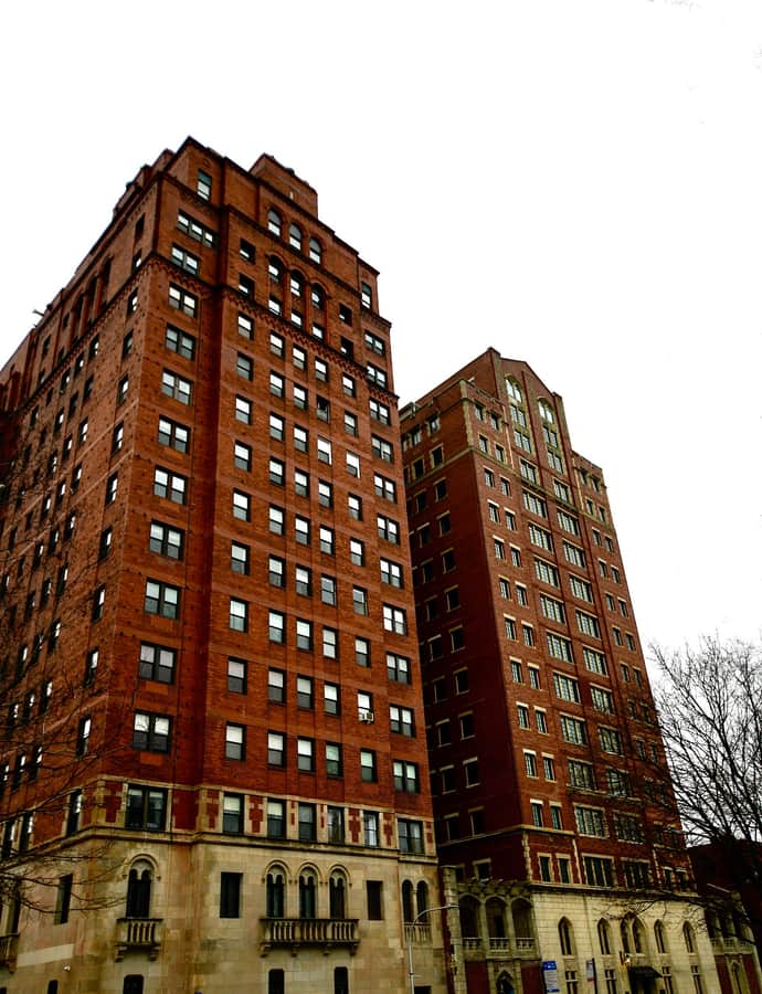 Shoreline Apartments