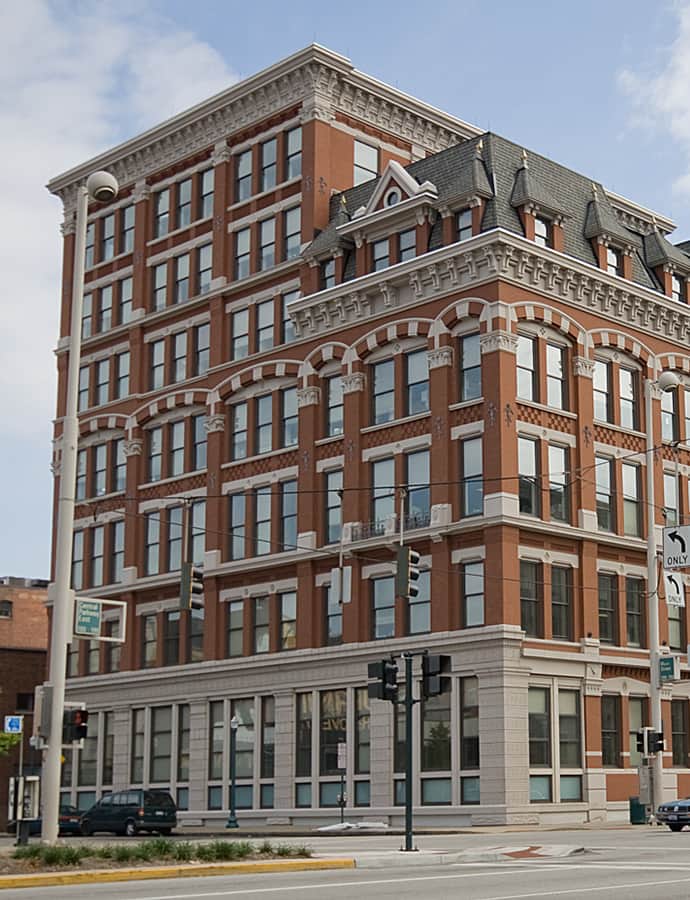 Alms and Doepke Dry Goods Company