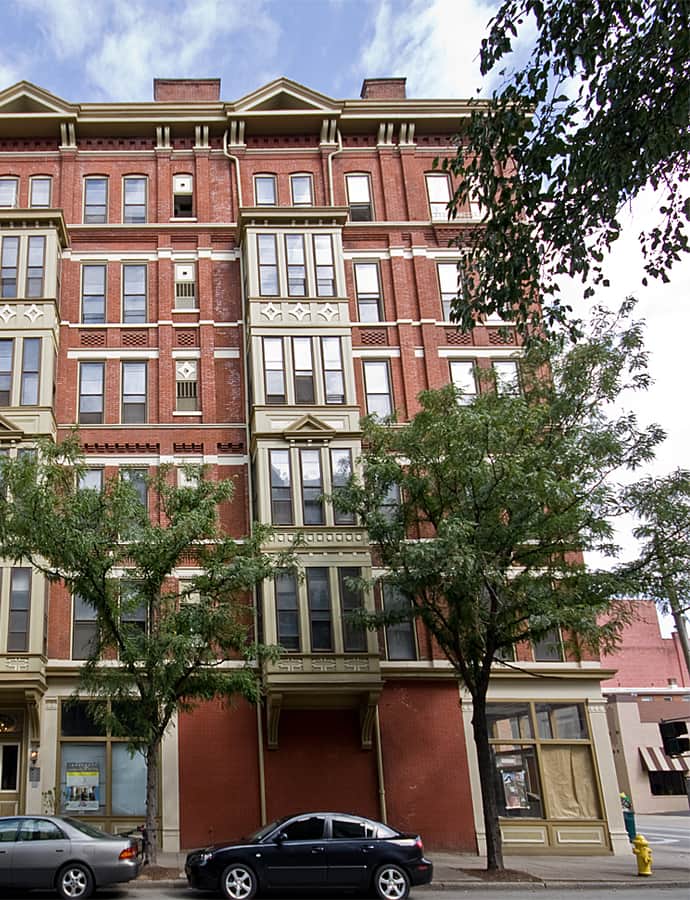 Brittany Apartments