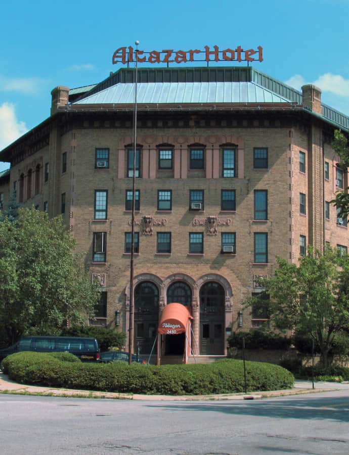 Alcazar Hotel