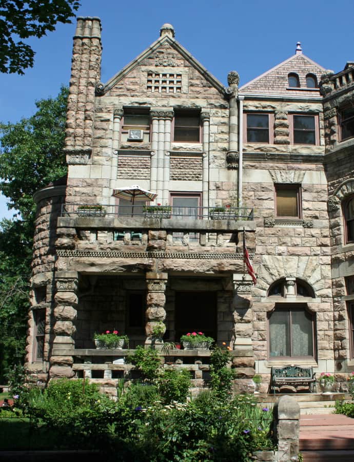 Raymond House