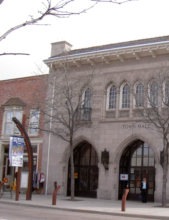 Town Hall Arts Center