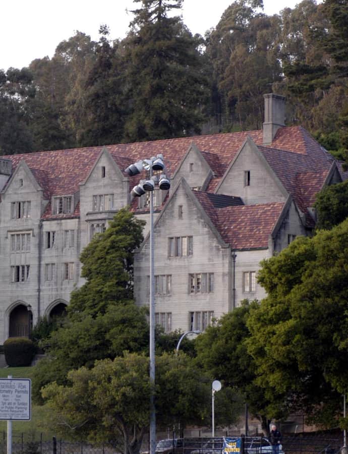 Bowles Hall
