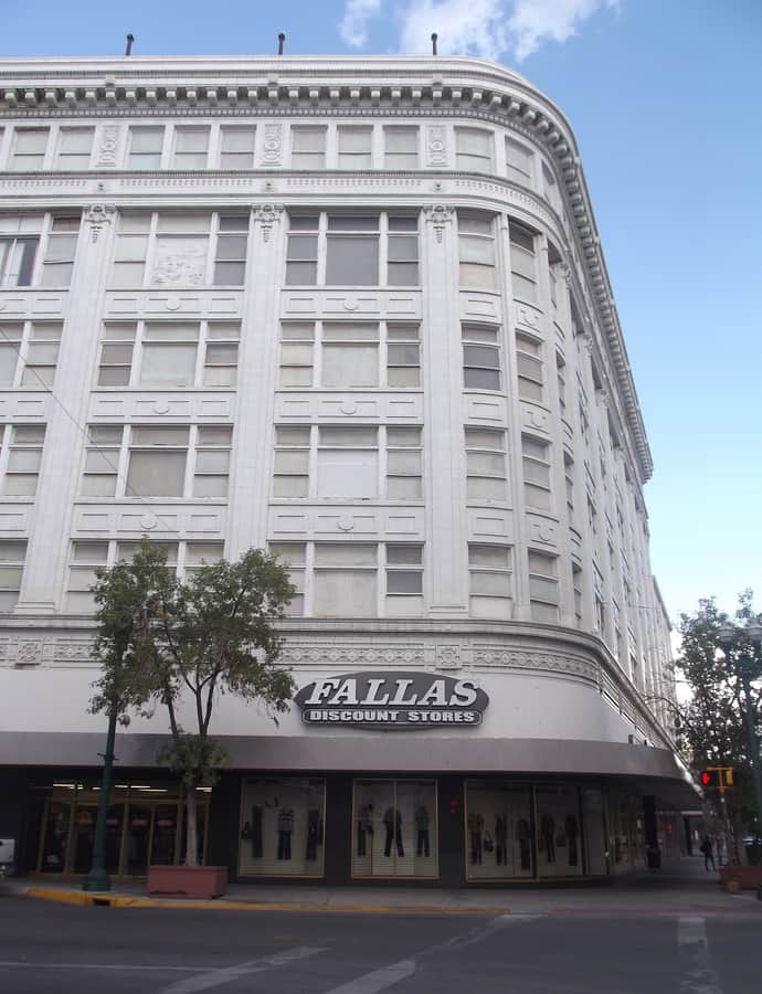 Popular Department Store