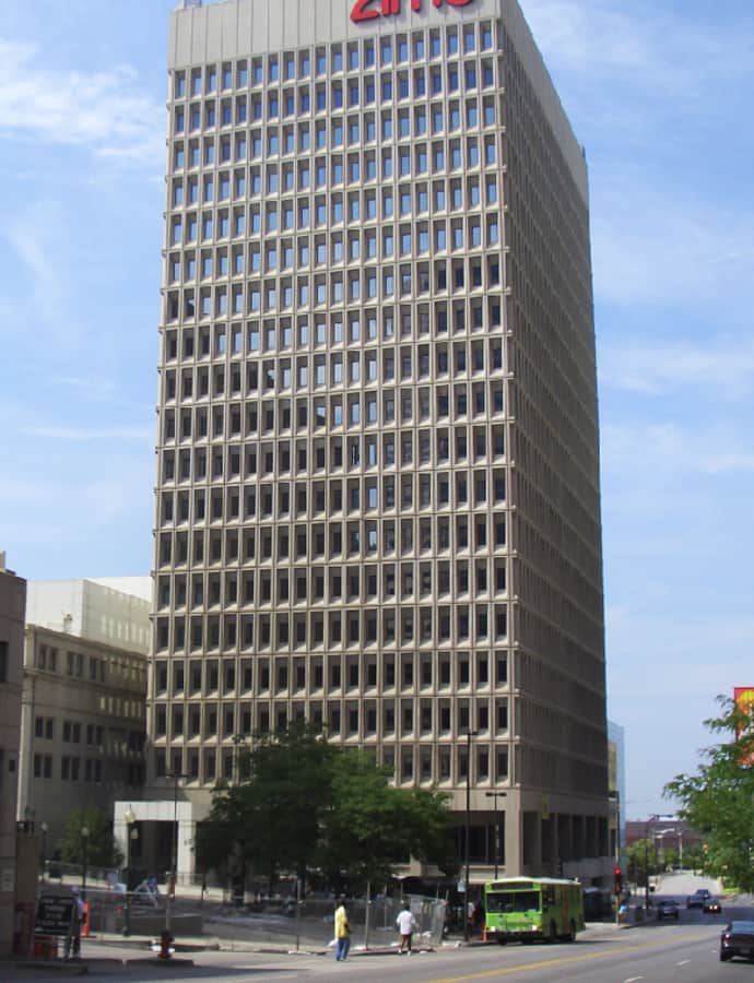 Ten Main Center