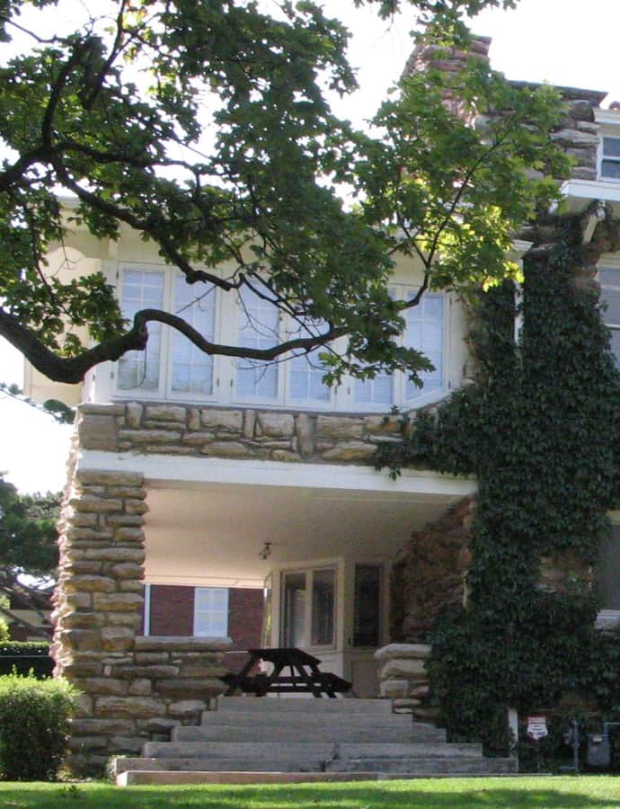 Mineral Hall