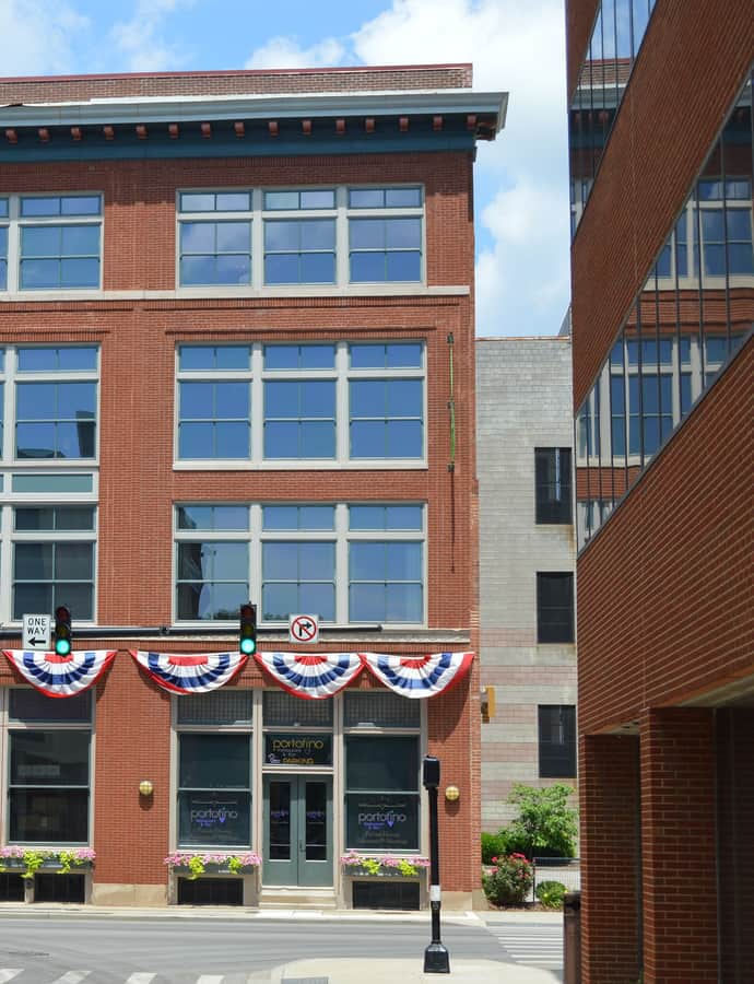 Lexington Dry Goods Company Building