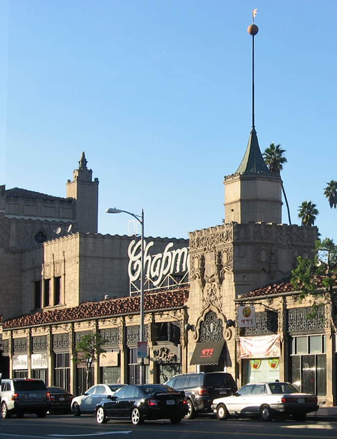 Chapman Park Market Building