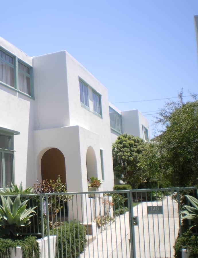 Horatio West Court