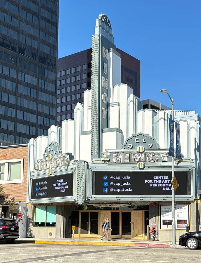 Majestic Crest Theatre