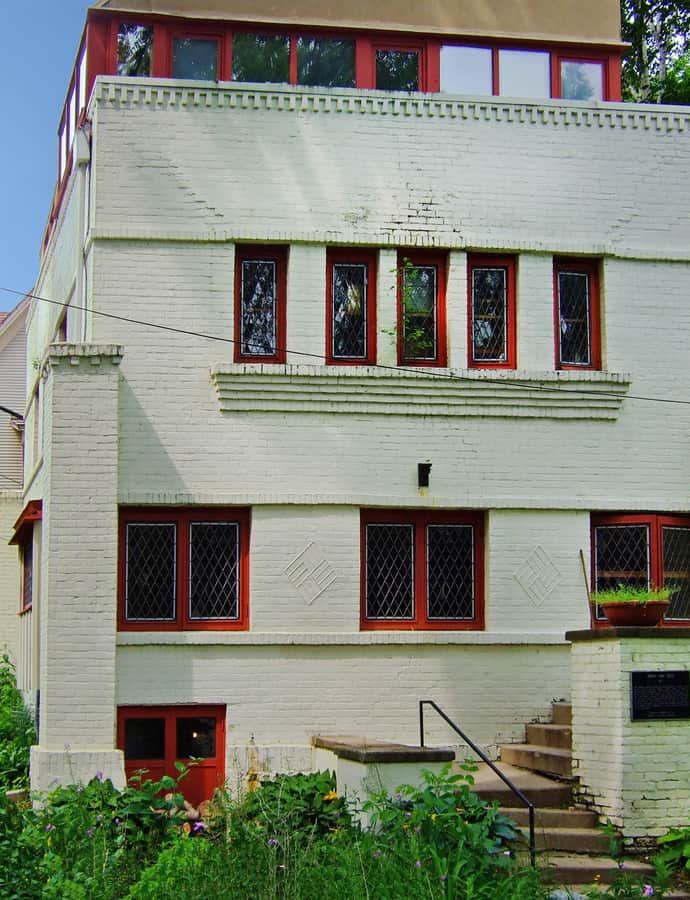 Robert M. Lamp House