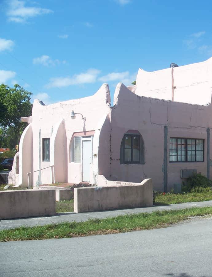 Osceola Apartment Hotel