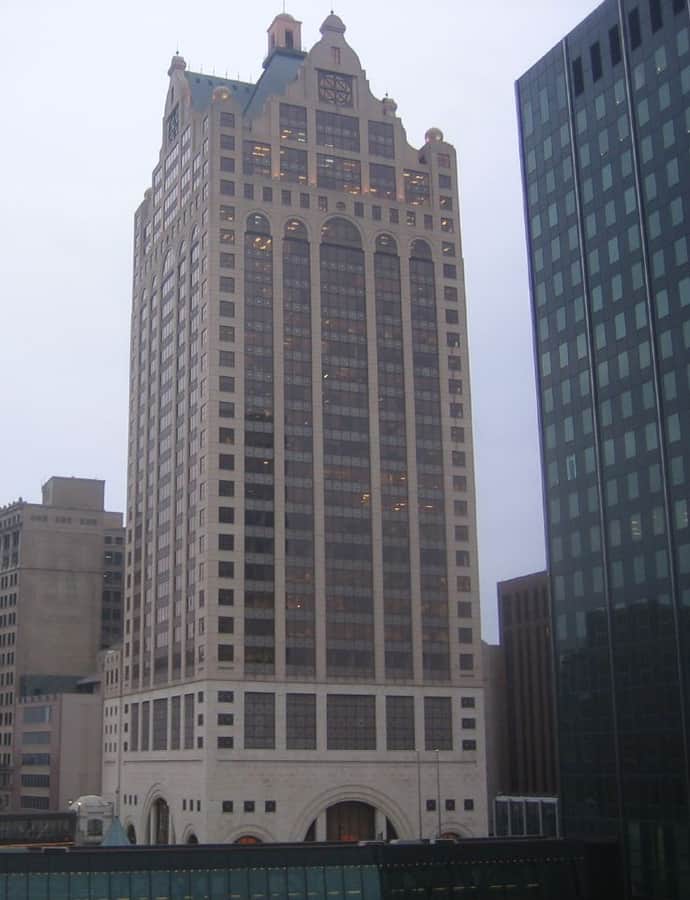 100 East Wisconsin