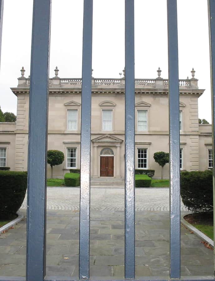 Clarendon Court