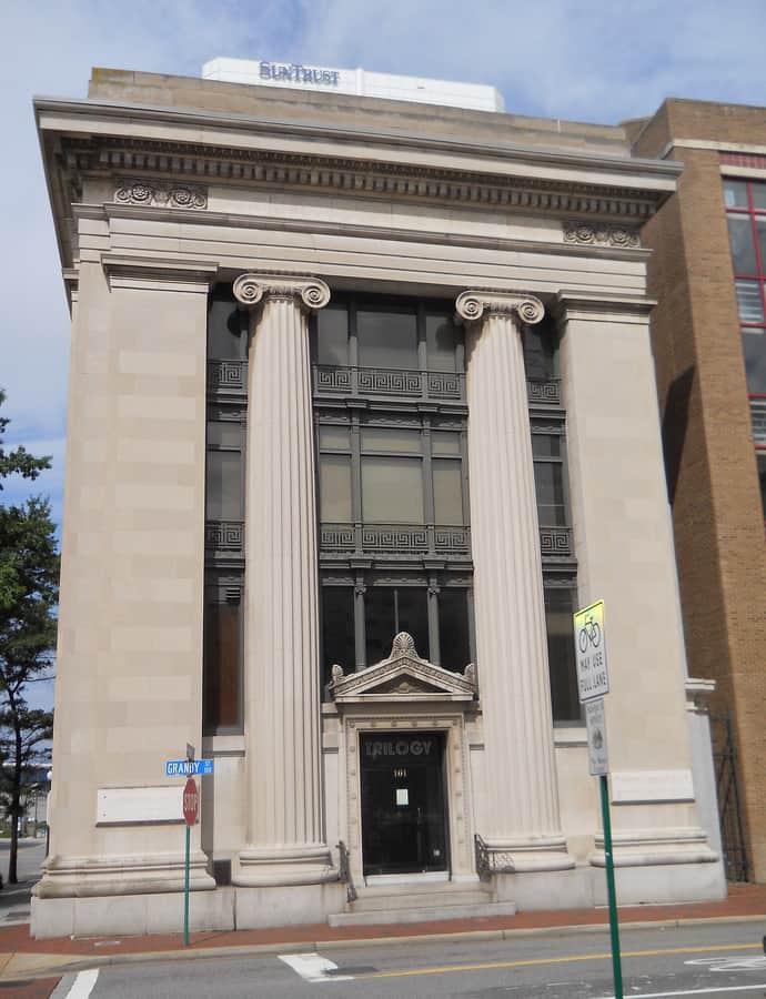 Virginia Bank and Trust Building