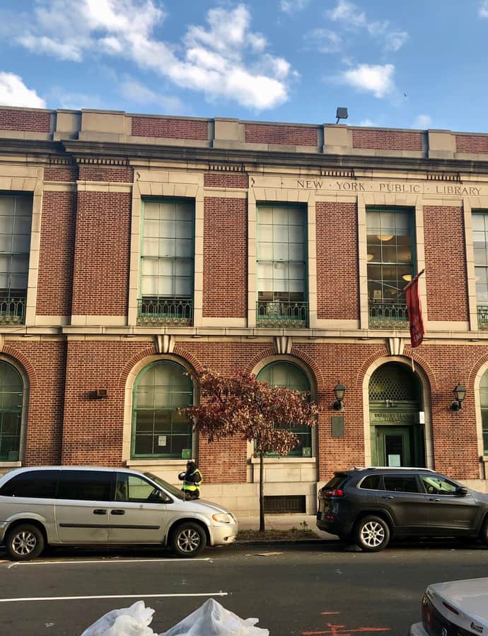 New York Public Library, Tremont Branch