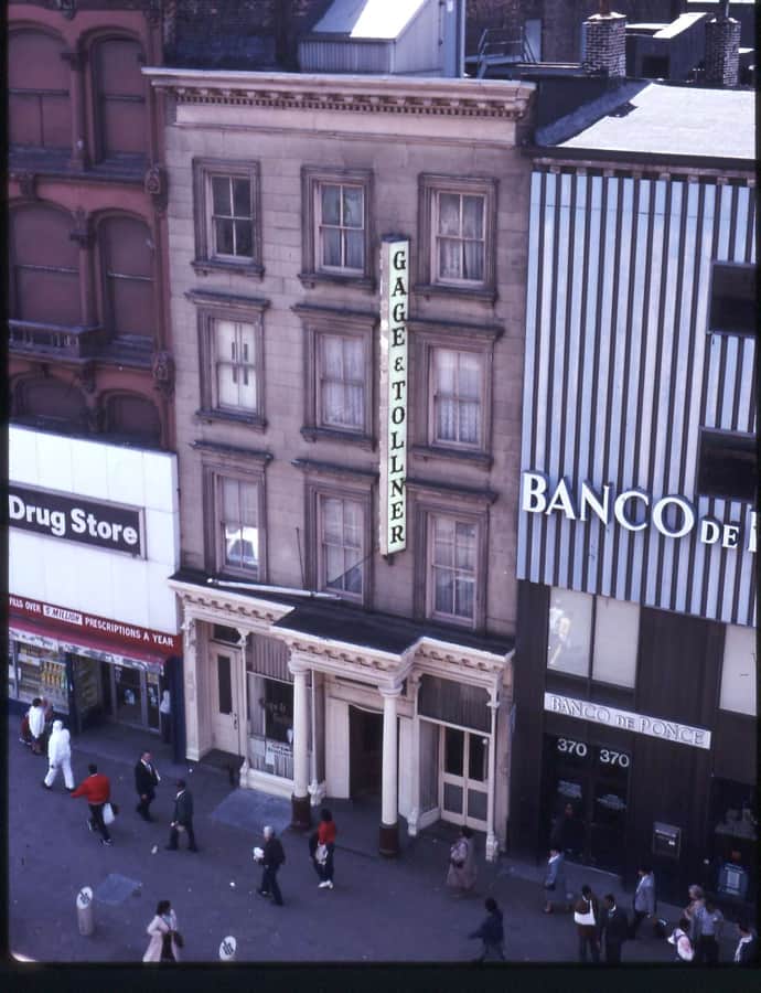 Gage & Tollner Restaurant