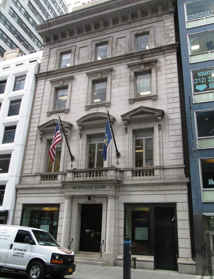 19 East 54th Street