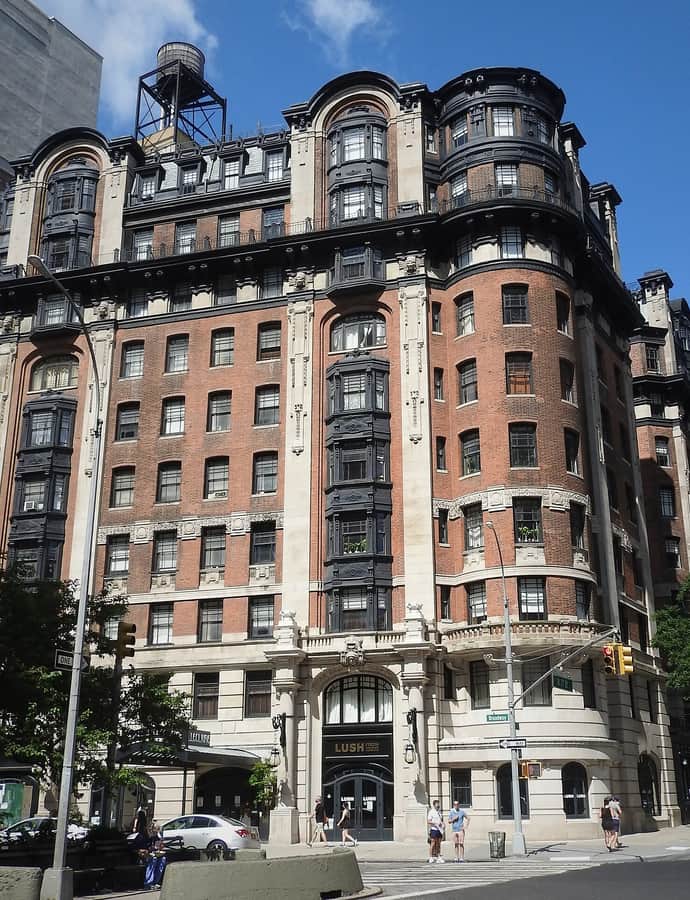 Belleclaire Hotel