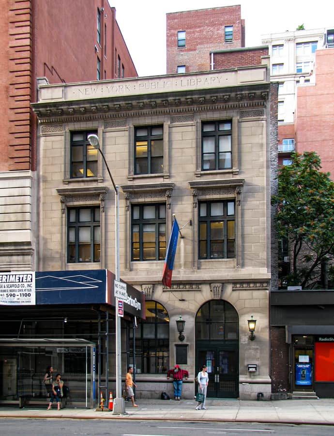 New York Public Library, Muhlenberg Branch