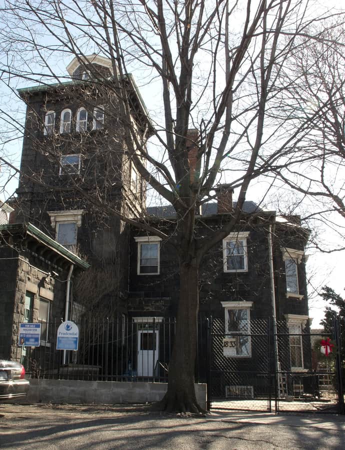 Steinway House