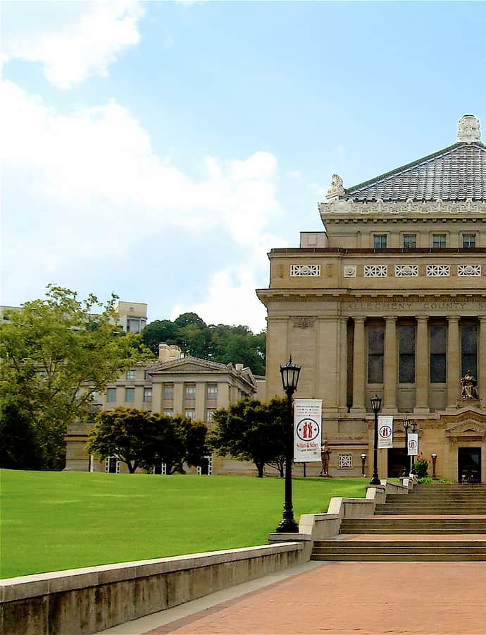 Soldiers and Sailors Memorial Hall and Museum