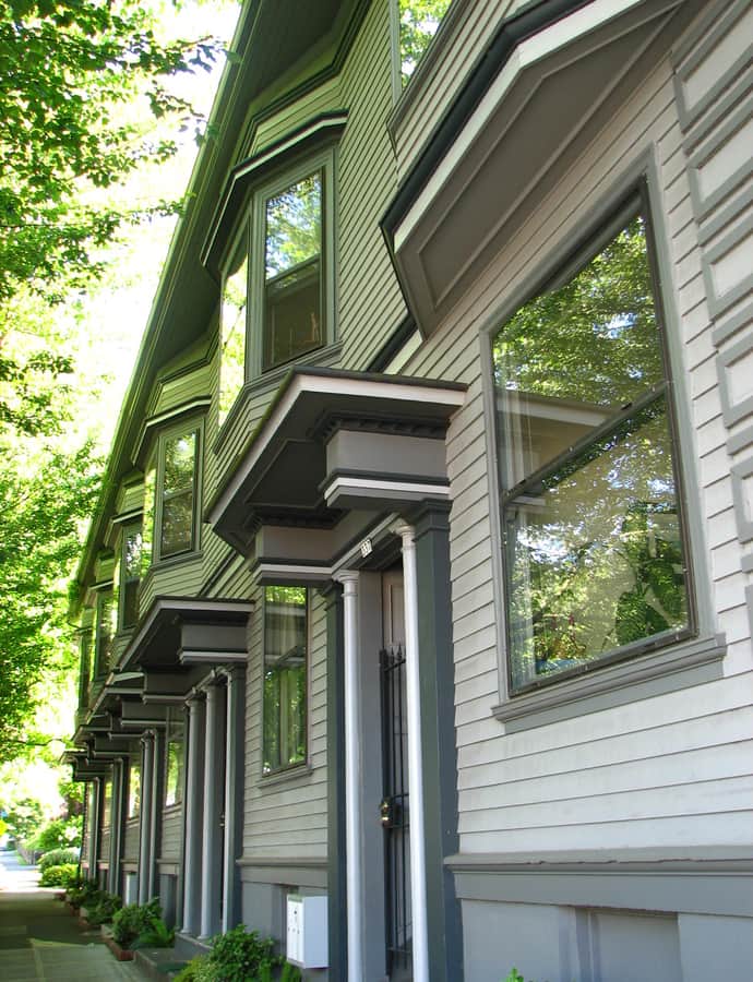 Lauer Apartment Building