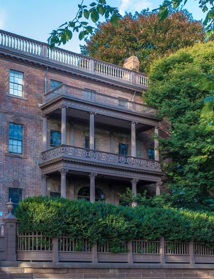 Corliss-Carrington House