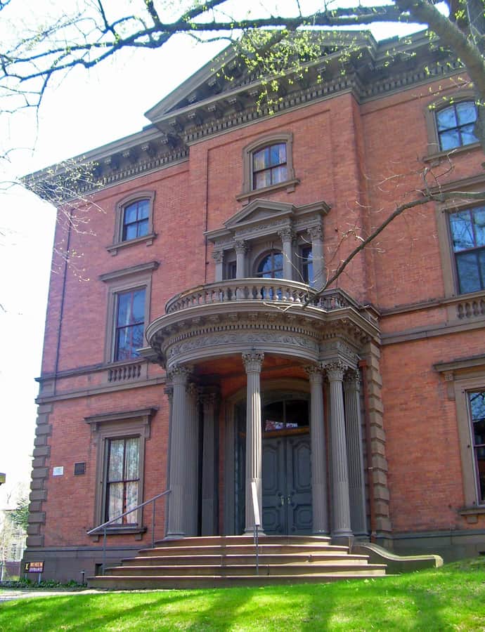 Governor Henry Lippitt House