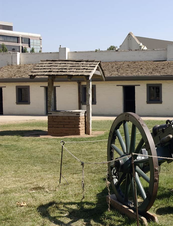 Sutter's Fort