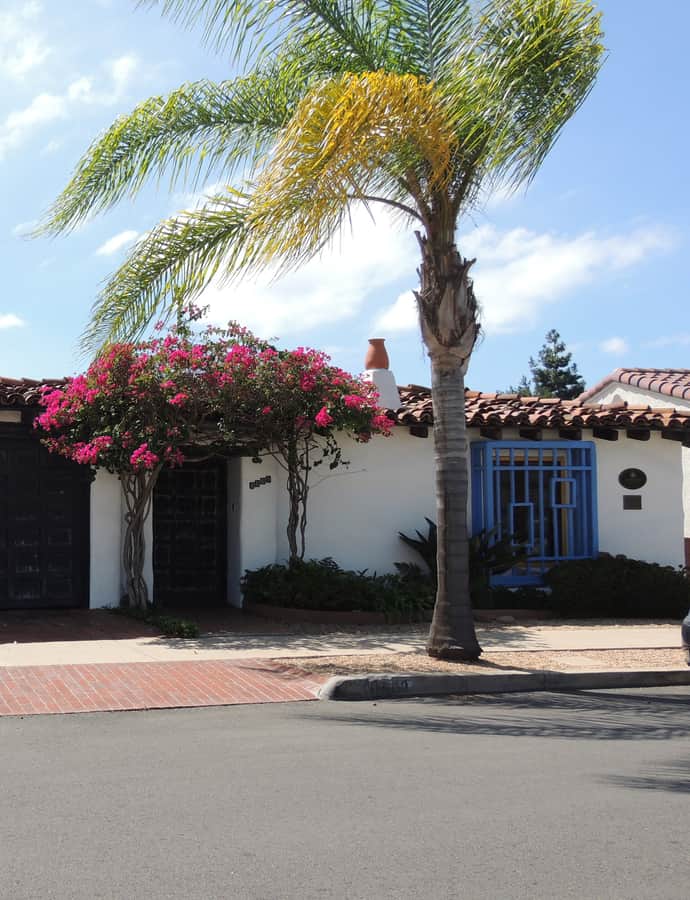 Lindstrom House
