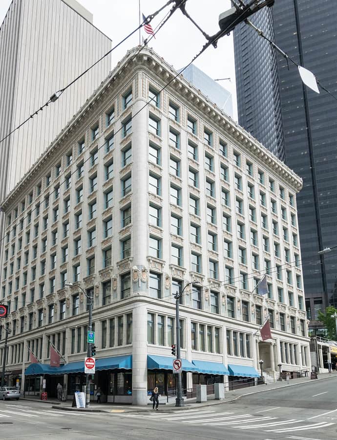 Arctic Building
