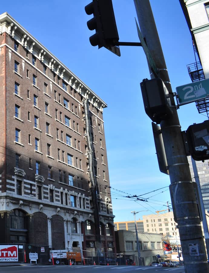 Calhoun Hotel
