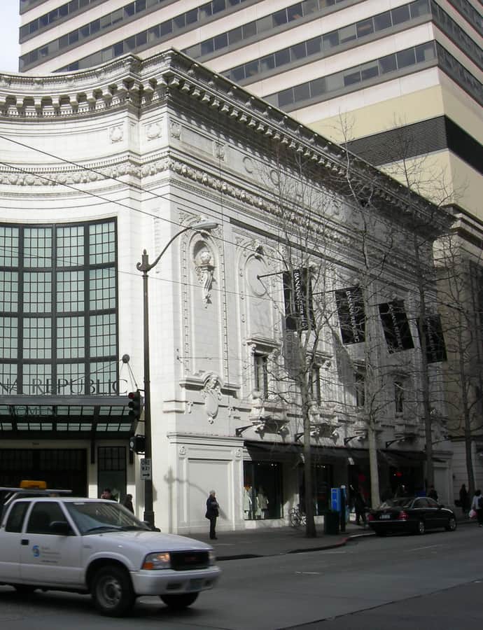 Coliseum Theater