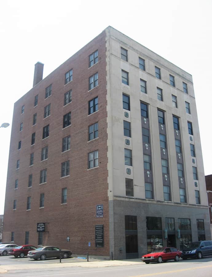 I & M Building